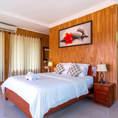 Ware Ware Surf Bungalow Lembongan Nusa Lembongan Zewnętrze zdjęcie
