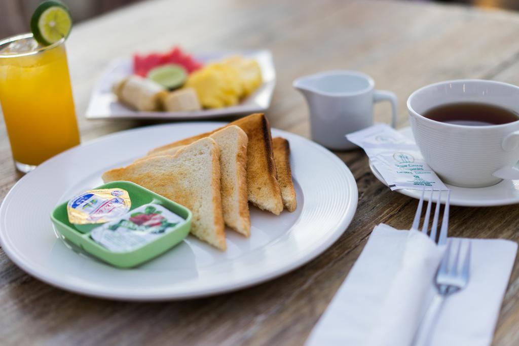 Ware Ware Surf Bungalow Lembongan Nusa Lembongan Zewnętrze zdjęcie